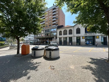 Apartamento T2 para Arrendamento em Santa Marinha