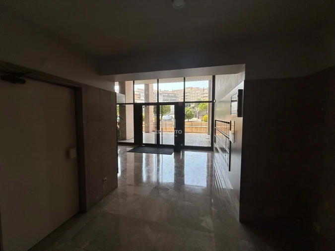 Apartamento T2 para Arrendamento em Santa Marinha Foto 31