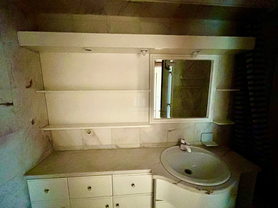 Apartamento T2 para Arrendamento em Santa Marinha Foto 26