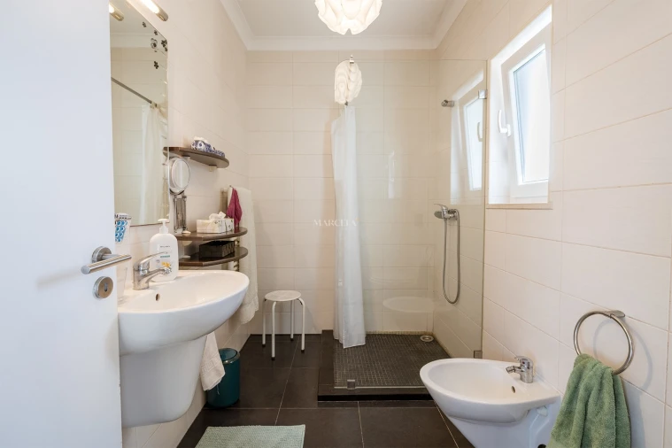 Moradia T3 para Venda em Aljezur Foto 12