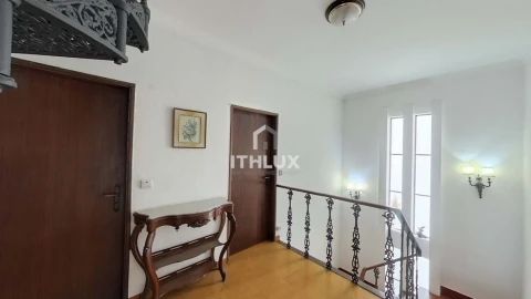 Moradia T5 para Venda em Assunção, Ajuda, Salvador e Santo Ildefonso