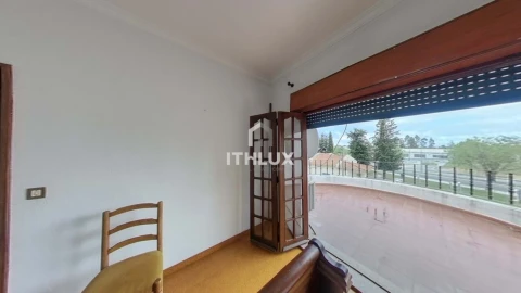 Moradia T5 para Venda em Assunção, Ajuda, Salvador e Santo Ildefonso