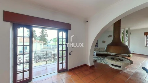 Moradia T5 para Venda em Assunção, Ajuda, Salvador e Santo Ildefonso