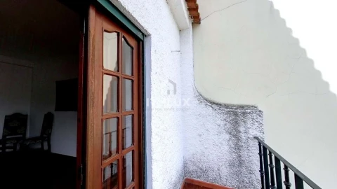 Moradia T5 para Venda em Assunção, Ajuda, Salvador e Santo Ildefonso