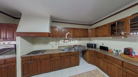 Moradia T5 para Venda em Assunção, Ajuda, Salvador e Santo Ildefonso