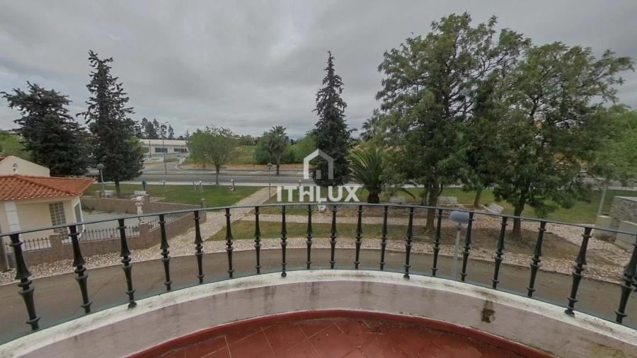 Moradia T5 para Venda em Assunção, Ajuda, Salvador e Santo Ildefonso Foto 27