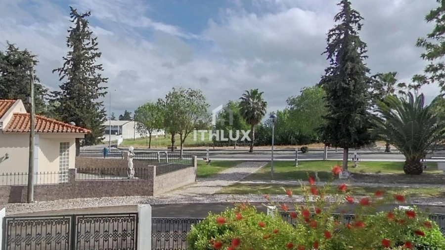 Moradia T5 para Venda em Assunção, Ajuda, Salvador e Santo Ildefonso Foto 6