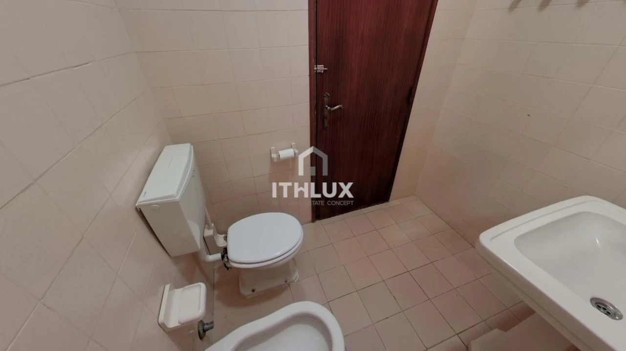 Moradia T5 para Venda em Assunção, Ajuda, Salvador e Santo Ildefonso Foto 46