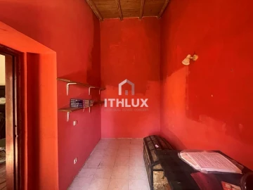 Moradia T4 para Venda em Santa Barbara de Nexe