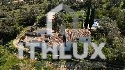 Moradia T4 para Venda em Santa Barbara de Nexe