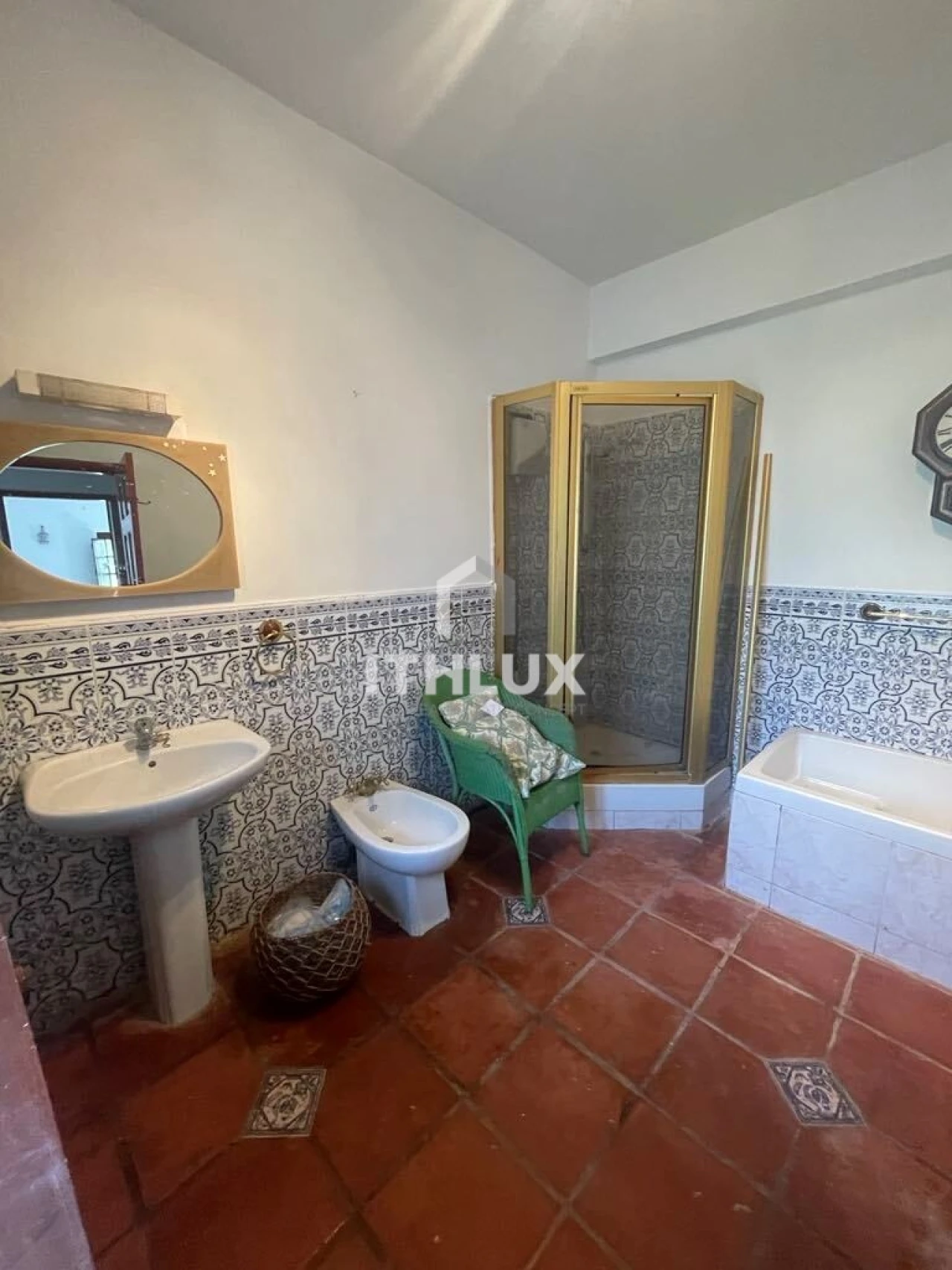 Moradia T4 para Venda em Santa Barbara de Nexe Foto 20