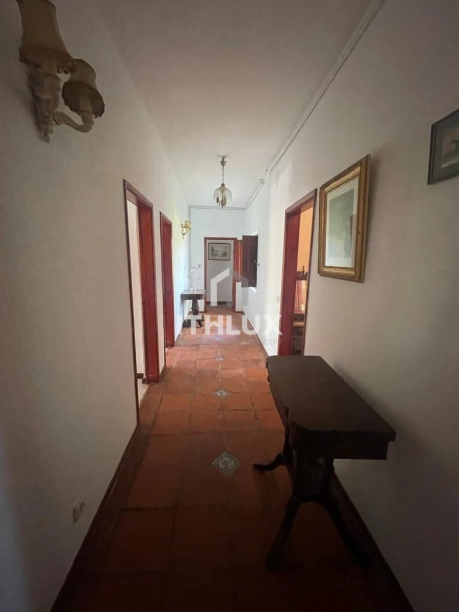 Moradia T4 para Venda em Santa Barbara de Nexe Foto 11