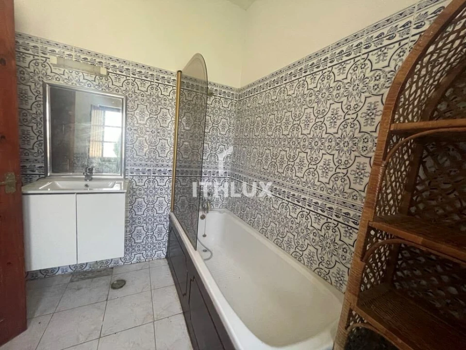 Moradia T4 para Venda em Santa Barbara de Nexe Foto 25