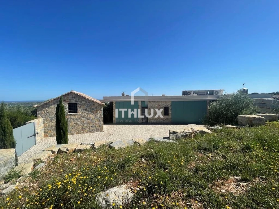 Moradia T4 para Venda em Santa Catarina da Fonte do Bispo Foto 29