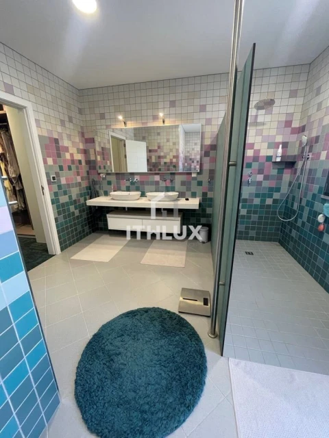 Moradia T4 para Venda em Santa Catarina da Fonte do Bispo