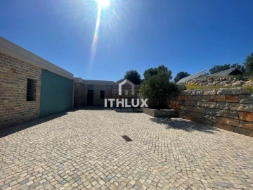 Moradia T4 para Venda em Santa Catarina da Fonte do Bispo