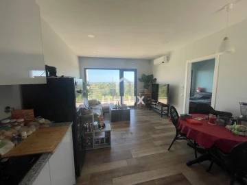 Moradia T4 para Venda em Santa Catarina da Fonte do Bispo