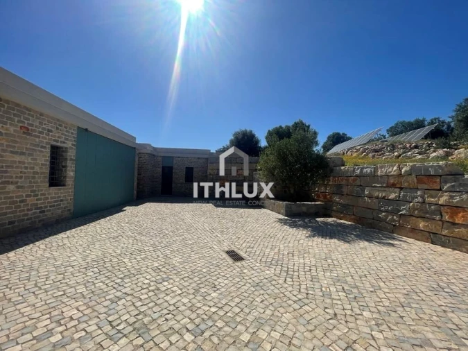 Moradia T4 para Venda em Santa Catarina da Fonte do Bispo Foto 31