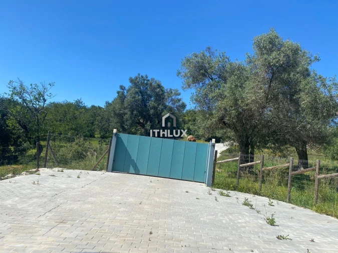 Moradia T4 para Venda em Santa Catarina da Fonte do Bispo Foto 5