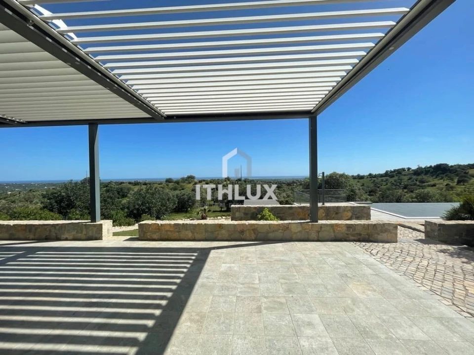 Moradia T4 para Venda em Santa Catarina da Fonte do Bispo Foto 3