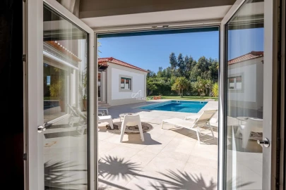 Moradia T5 para Venda em Agualva e Mira-Sintra