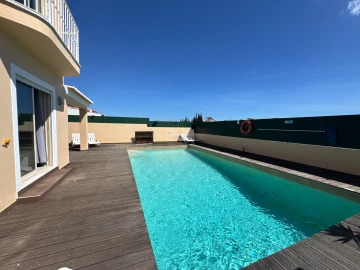 Moradia T4 para Venda em Lagos (São Sebastião e Santa Maria)