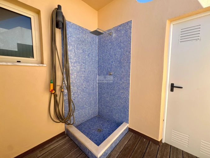 Moradia T4 para Venda em Lagos (São Sebastião e Santa Maria) Foto 21