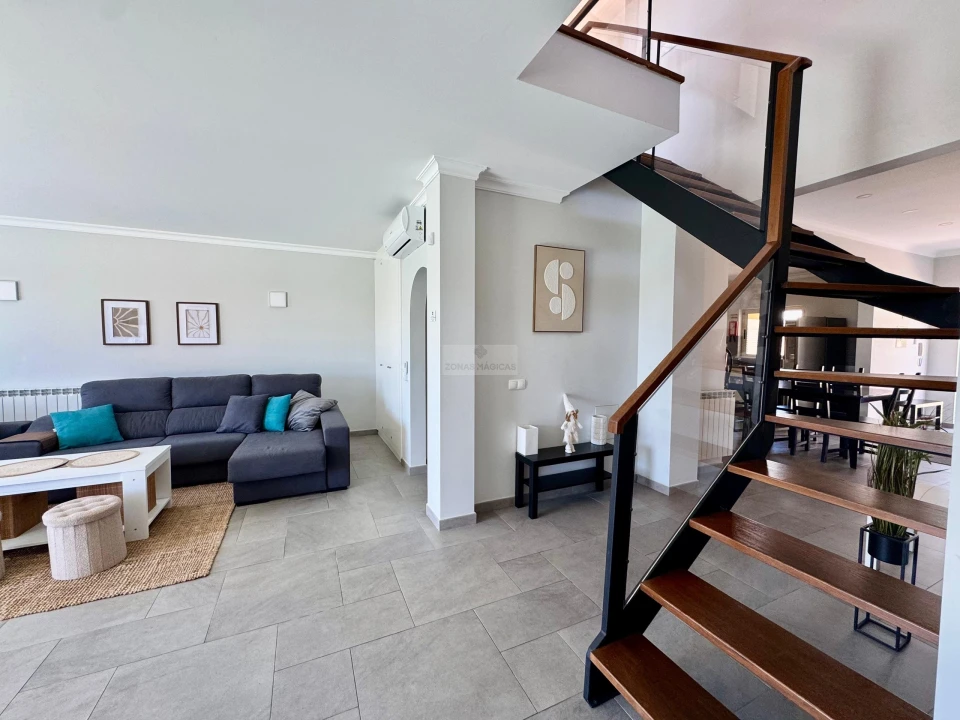 Moradia T4 para Venda em Lagos (São Sebastião e Santa Maria) Foto 38