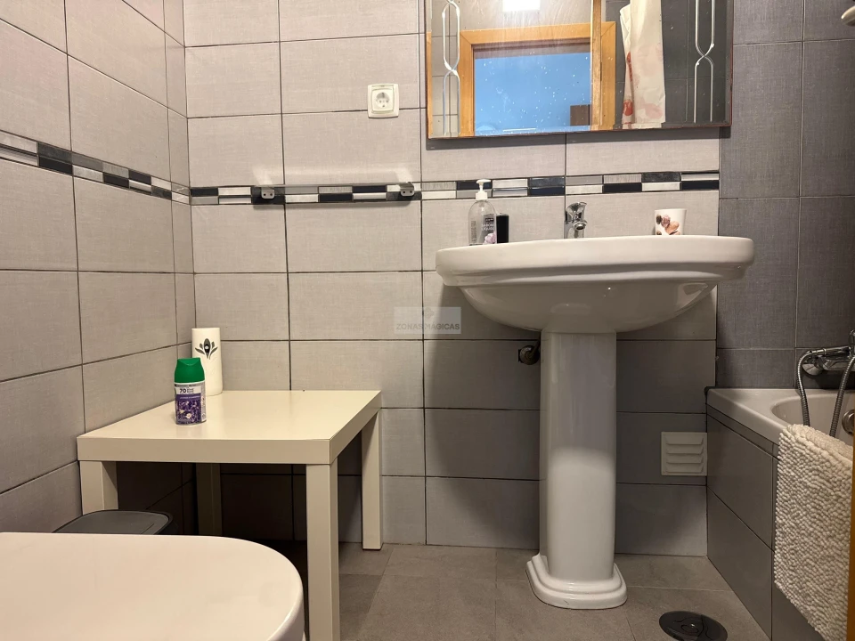 Moradia T4 para Venda em Lagos (São Sebastião e Santa Maria) Foto 30