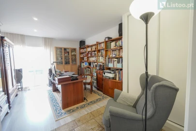 Apartamento T3 para Venda em Malveira e São Miguel de Alcainça