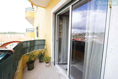 Apartamento T3 para Venda em Malveira e São Miguel de Alcainça