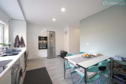 Apartamento T3 para Venda em Malveira e São Miguel de Alcainça