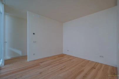 Apartamento T3 para Venda em Marvila