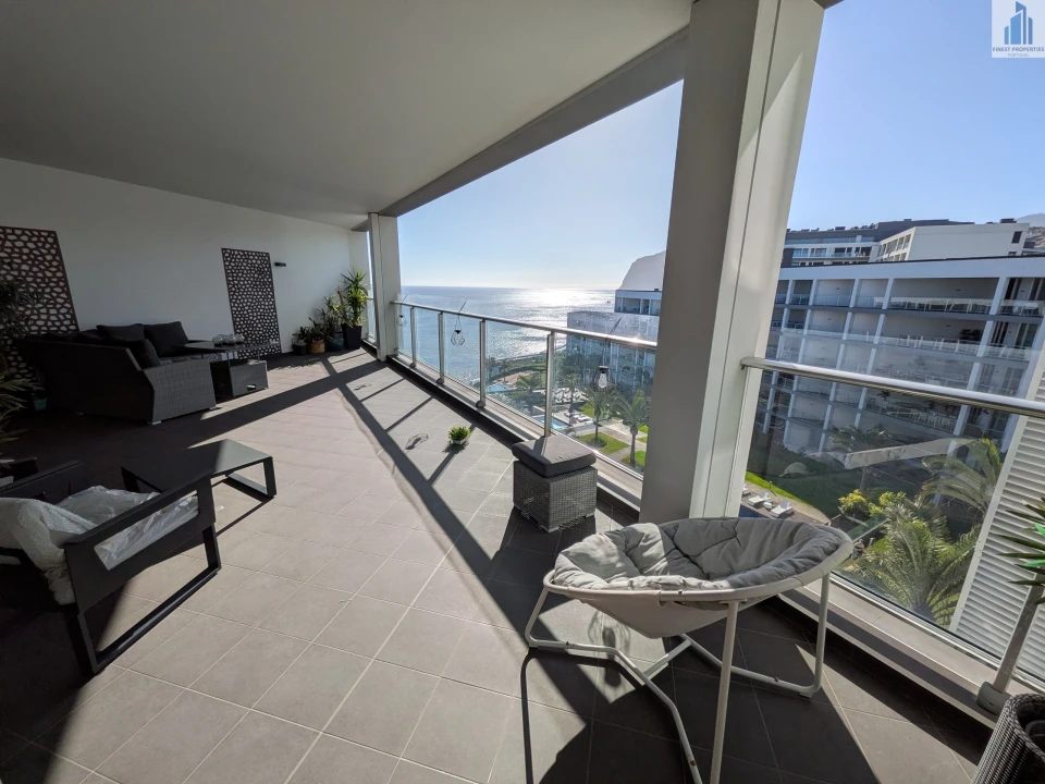 Apartamento T2 para Venda em São Martinho Foto 1