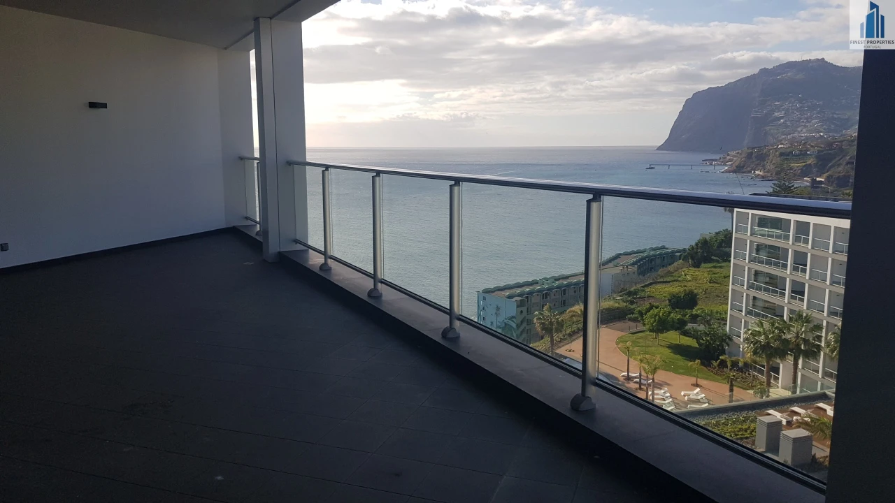 Apartamento T2 para Venda em São Martinho Foto 4