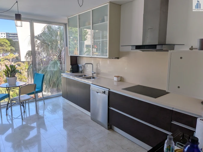 Apartamento T2 para Venda em São Martinho Foto 26