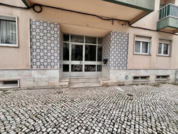 Apartamento T2 para Venda em Odivelas