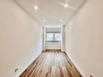 Apartamento T2 para Venda em Odivelas