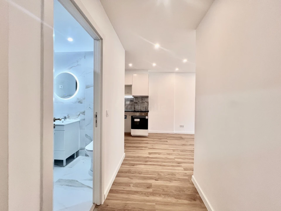 Apartamento T2 para Venda em Odivelas Foto 4