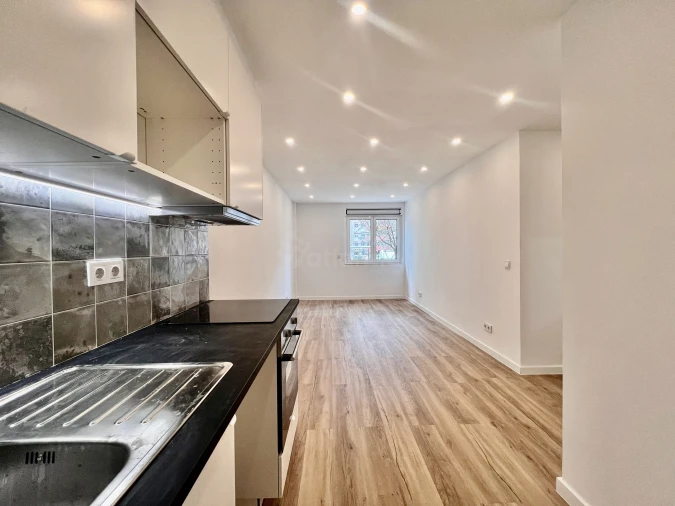 Apartamento T2 para Venda em Odivelas Foto 5