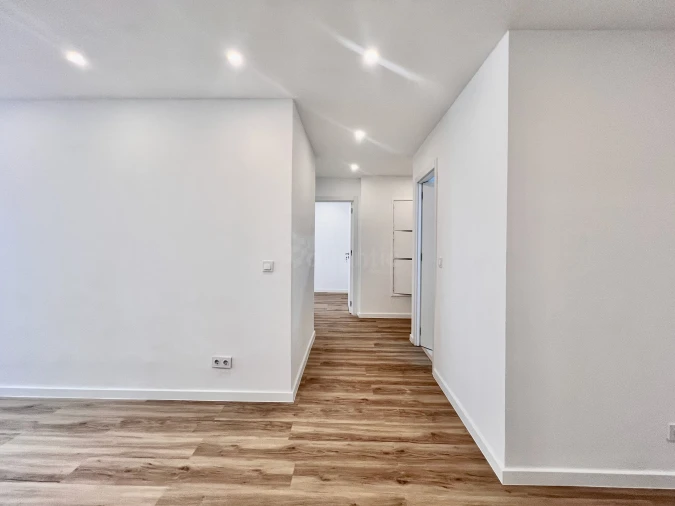 Apartamento T2 para Venda em Odivelas Foto 10