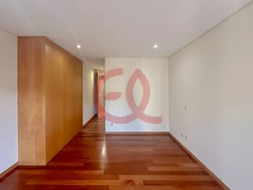 Apartamento T3 para Venda em Santa Maria Maior e Monserrate e Meadela