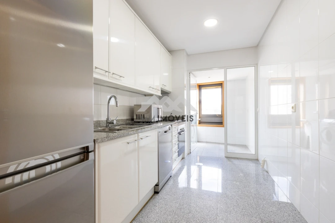 Apartamento T2 para Arrendamento em Rio Tinto Foto 9