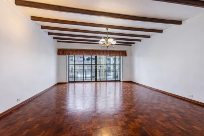 Apartamento T4 para Venda em Marvila, Ribeira Santarém, São Salvador, São Nicolau