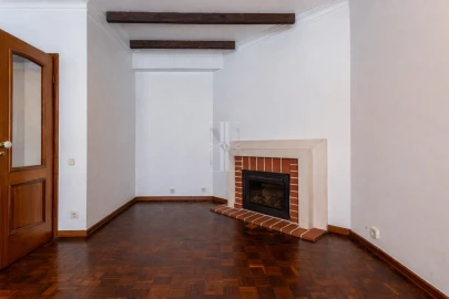 Apartamento T4 para Venda em Marvila, Ribeira Santarém, São Salvador, São Nicolau