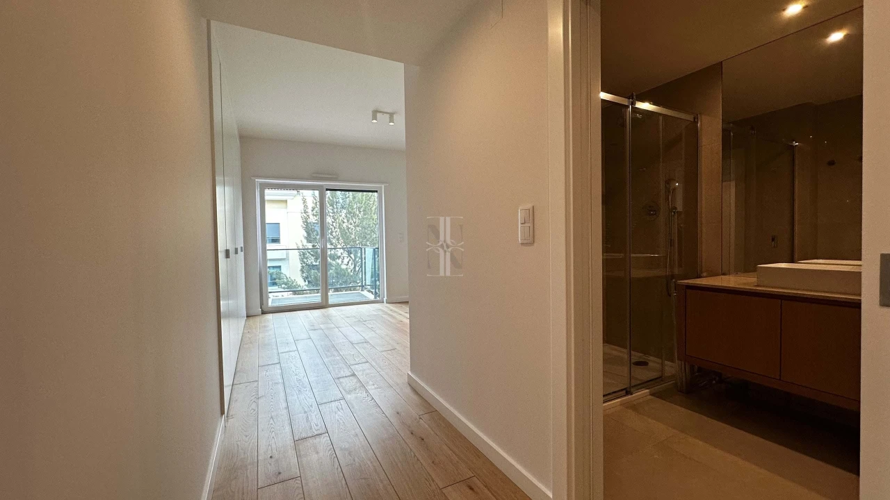 Apartamento T2 para Arrendamento em Lumiar Foto 13