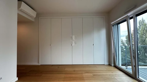 Apartamento T2 para Arrendamento em Lumiar