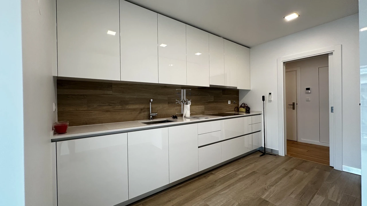 Apartamento T2 para Arrendamento em Lumiar Foto 6