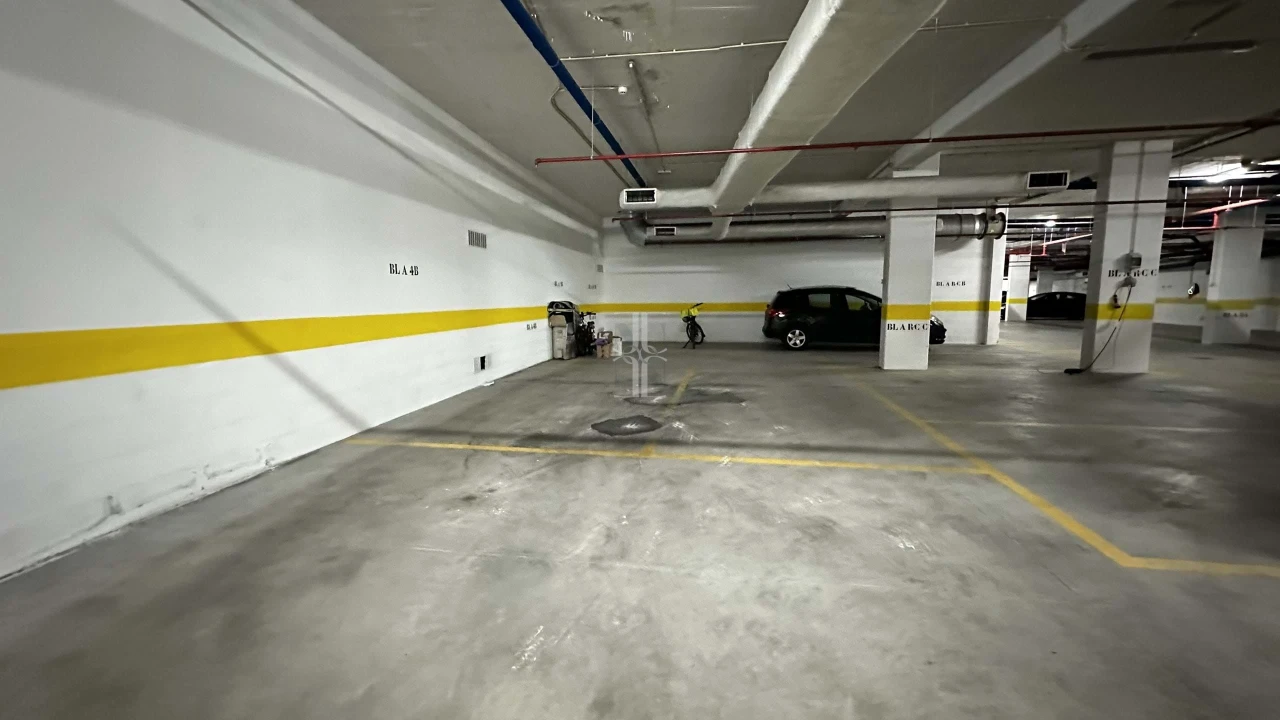 Apartamento T2 para Arrendamento em Lumiar Foto 18