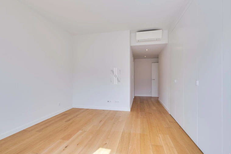 Apartamento T2 para Arrendamento em Lumiar Foto 25